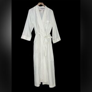 Vintage Fernando Sanchez White Women's Sleepwear Robe/ style 2785
